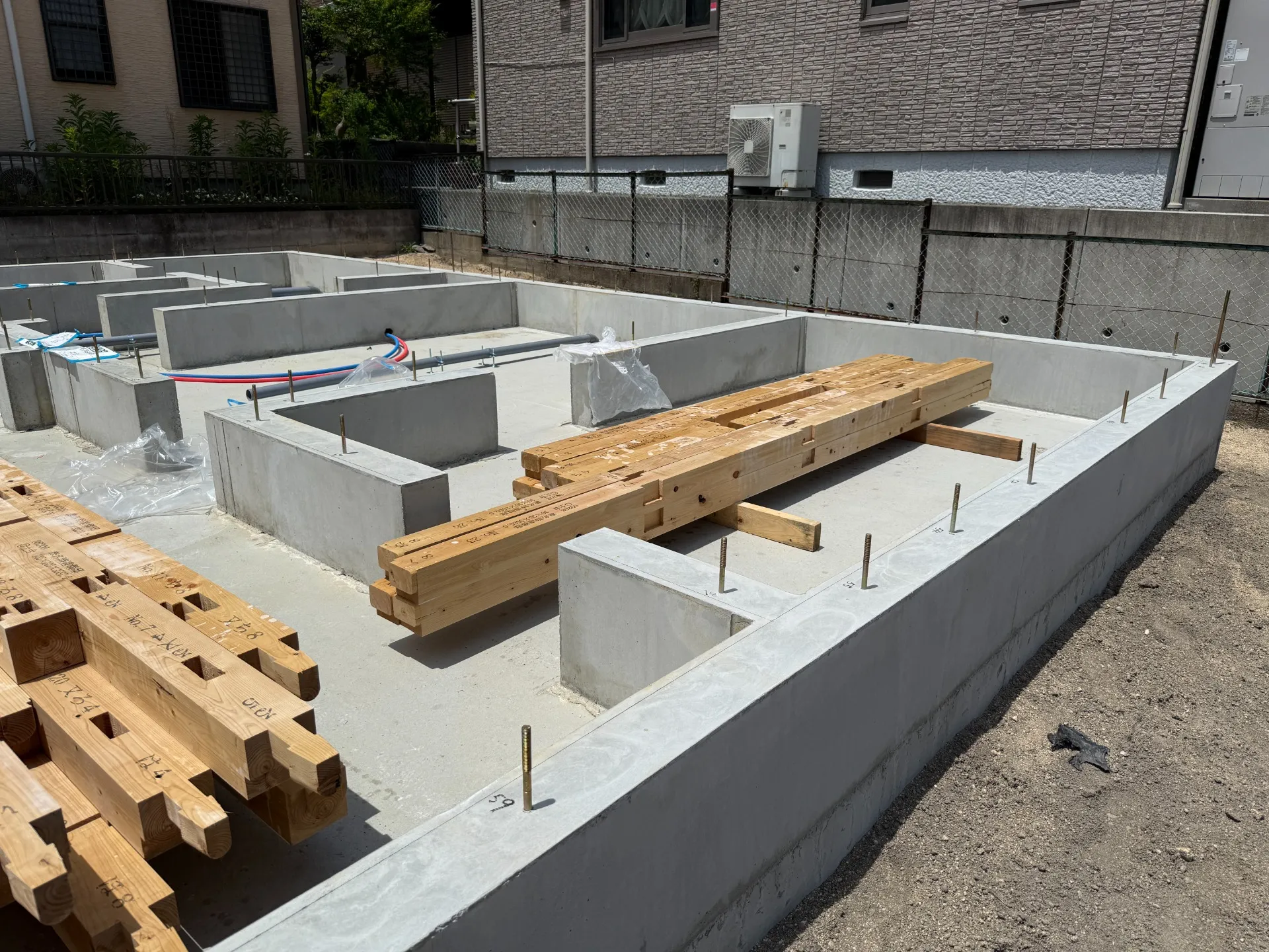基礎工事完了を確認してきました